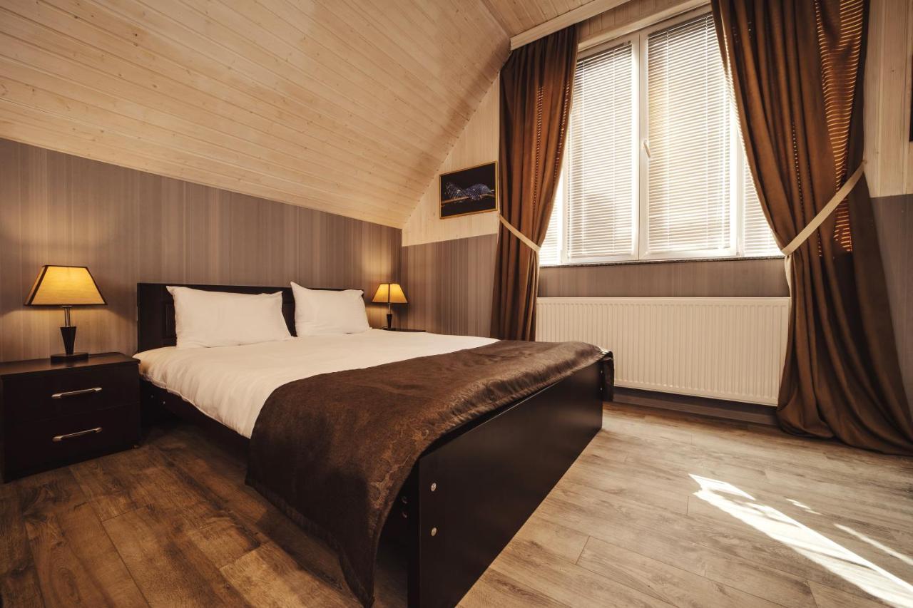 Rustaveli Apartment With Gym Τυφλίδα Εξωτερικό φωτογραφία