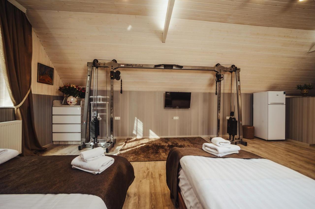Rustaveli Apartment With Gym Τυφλίδα Εξωτερικό φωτογραφία